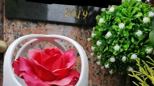 "Cest la seule chose qu’on peut lui offrir. On pourrait au moins...